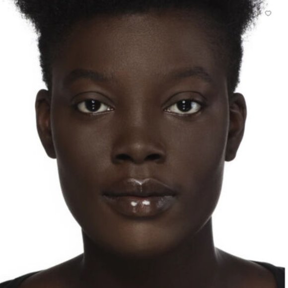 Kat Von D Lock-It Powder Foundation Refillable compact shade Rich Deep 225 NWT! - Picture 2 of 14